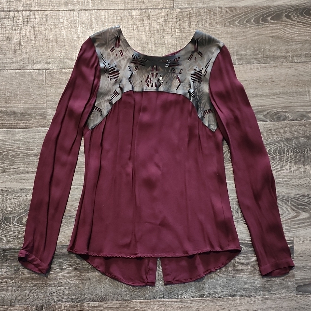 🎉 12th St By Cynthia Vincent LEATHER Trim Blouse 🎉